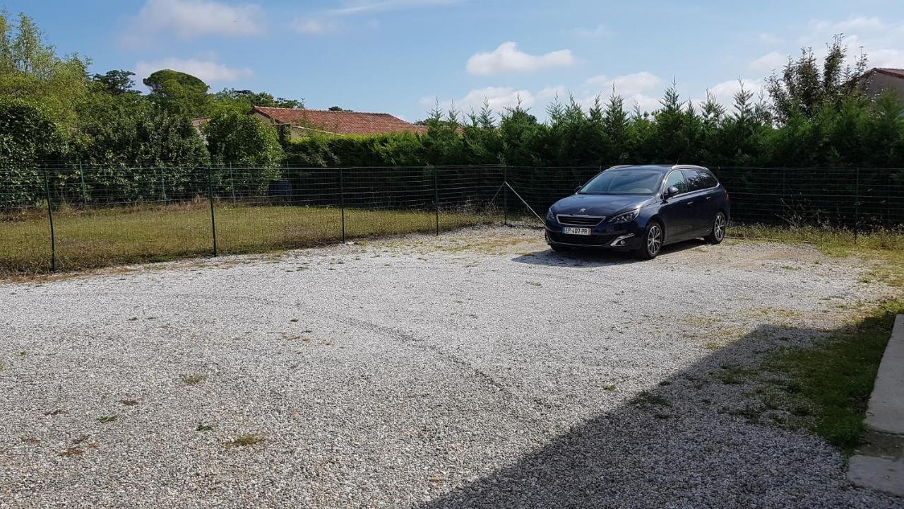Gite Pourquoi Pas Montegut-Lauragais Exterior foto